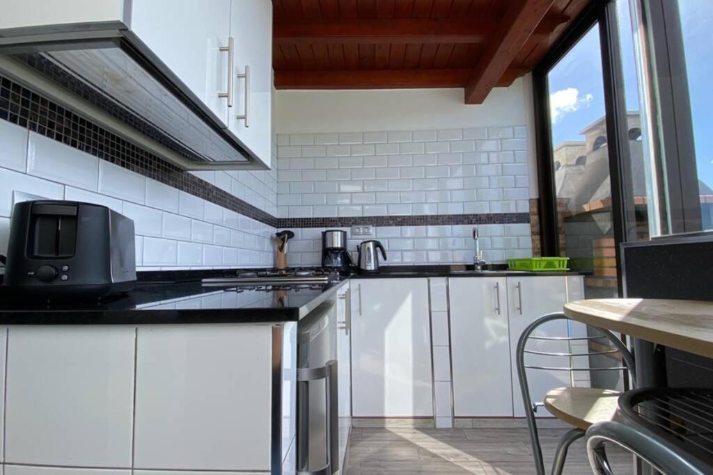 Estudio Agradable, Con Jacuzzi, Terraza Y Barbacoa, Totalmente Independiente Διαμέρισμα Κοραλέχο Εξωτερικό φωτογραφία