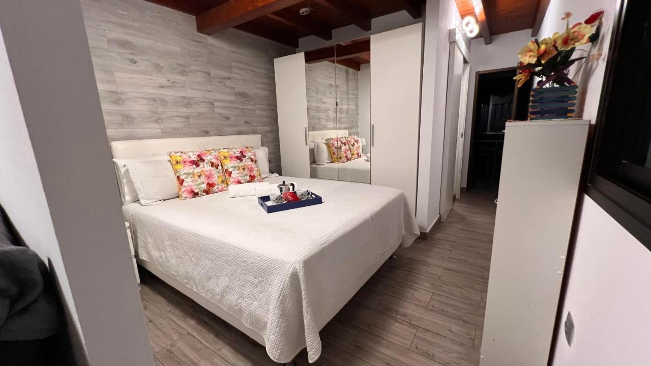 Estudio Agradable, Con Jacuzzi, Terraza Y Barbacoa, Totalmente Independiente Διαμέρισμα Κοραλέχο Εξωτερικό φωτογραφία
