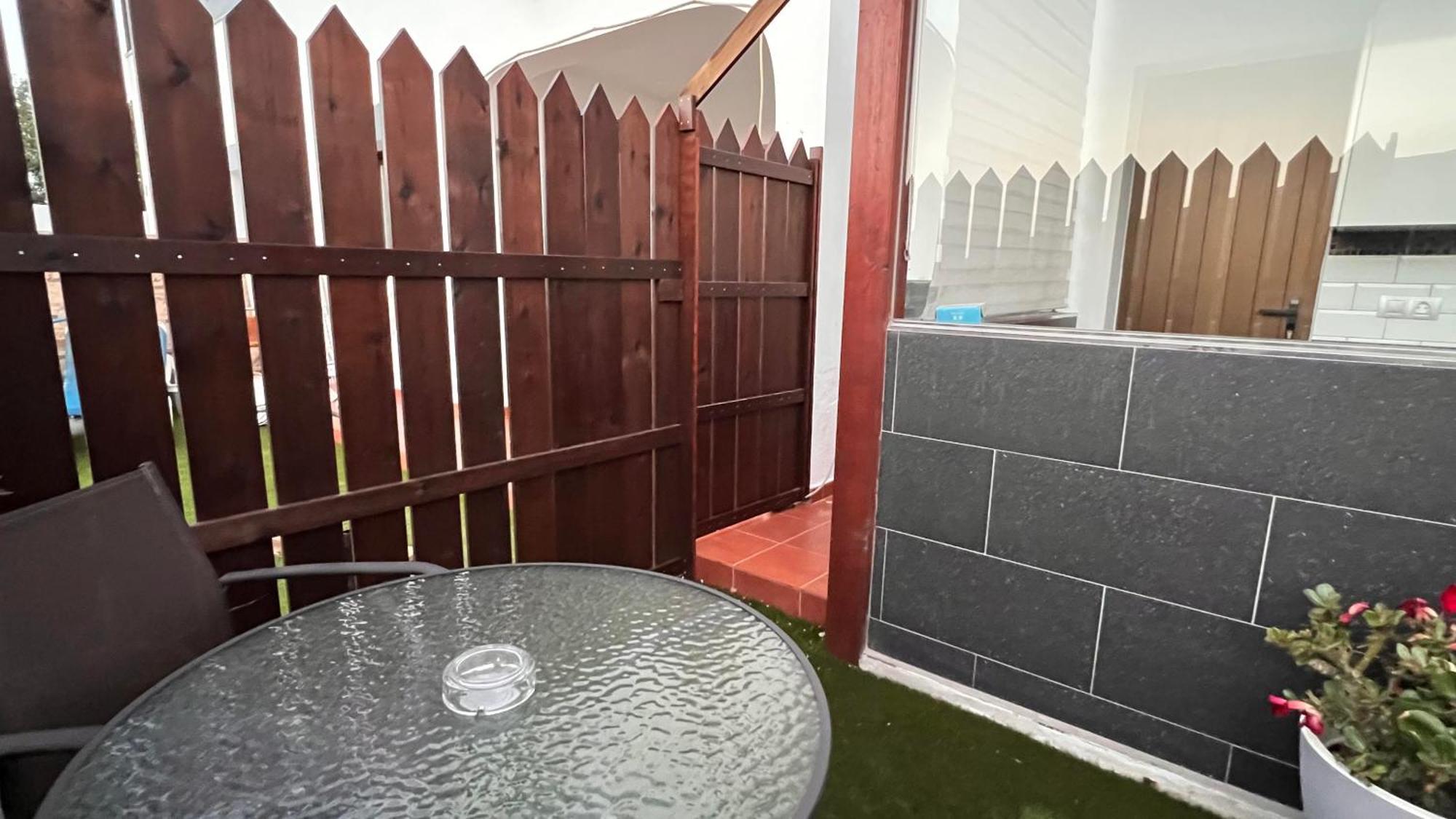 Estudio Agradable, Con Jacuzzi, Terraza Y Barbacoa, Totalmente Independiente Διαμέρισμα Κοραλέχο Εξωτερικό φωτογραφία