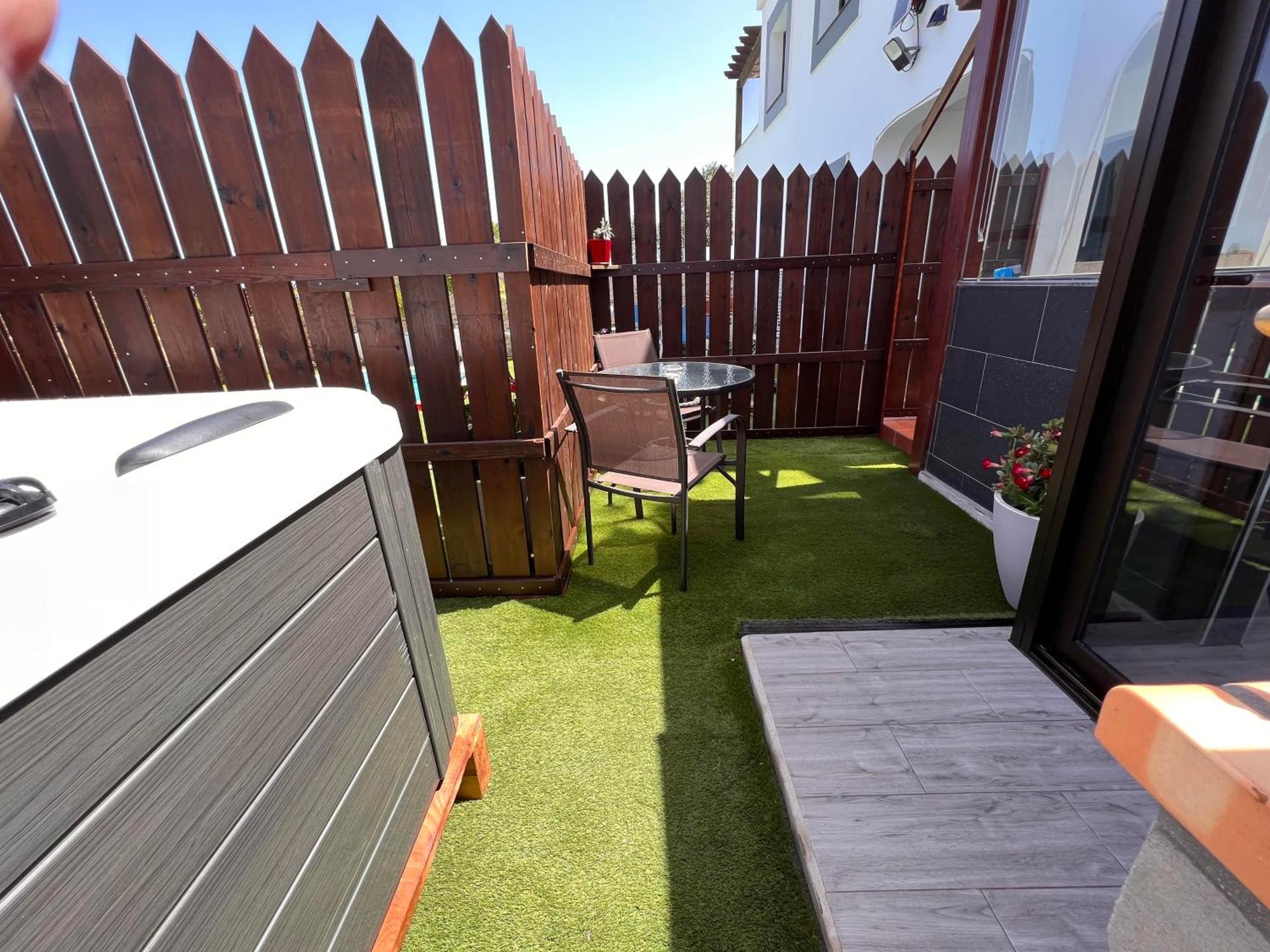 Estudio Agradable, Con Jacuzzi, Terraza Y Barbacoa, Totalmente Independiente Διαμέρισμα Κοραλέχο Εξωτερικό φωτογραφία